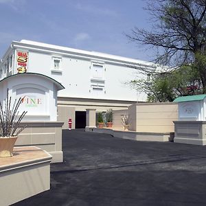 Hotel Fine Garden Matsuyama (Adults Only)